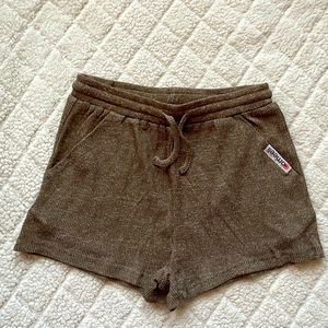 Cameeli Lounge Shorts Size Medium